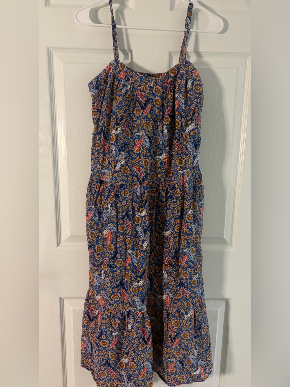 Knox Rose Blue Floral Tiered Maxi with Red & Yellow Highlights Size Small